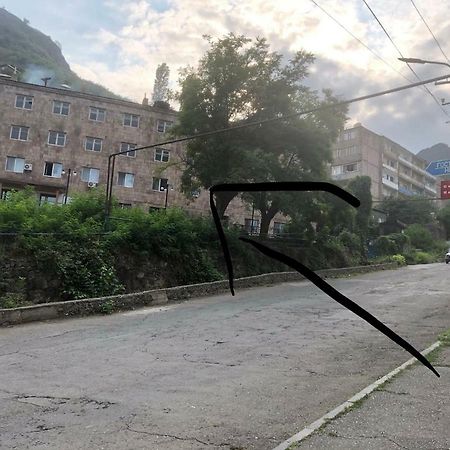 Old City Hotel Alaverdi Esterno foto