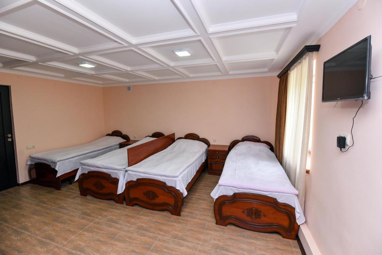 Old City Hotel Alaverdi Esterno foto
