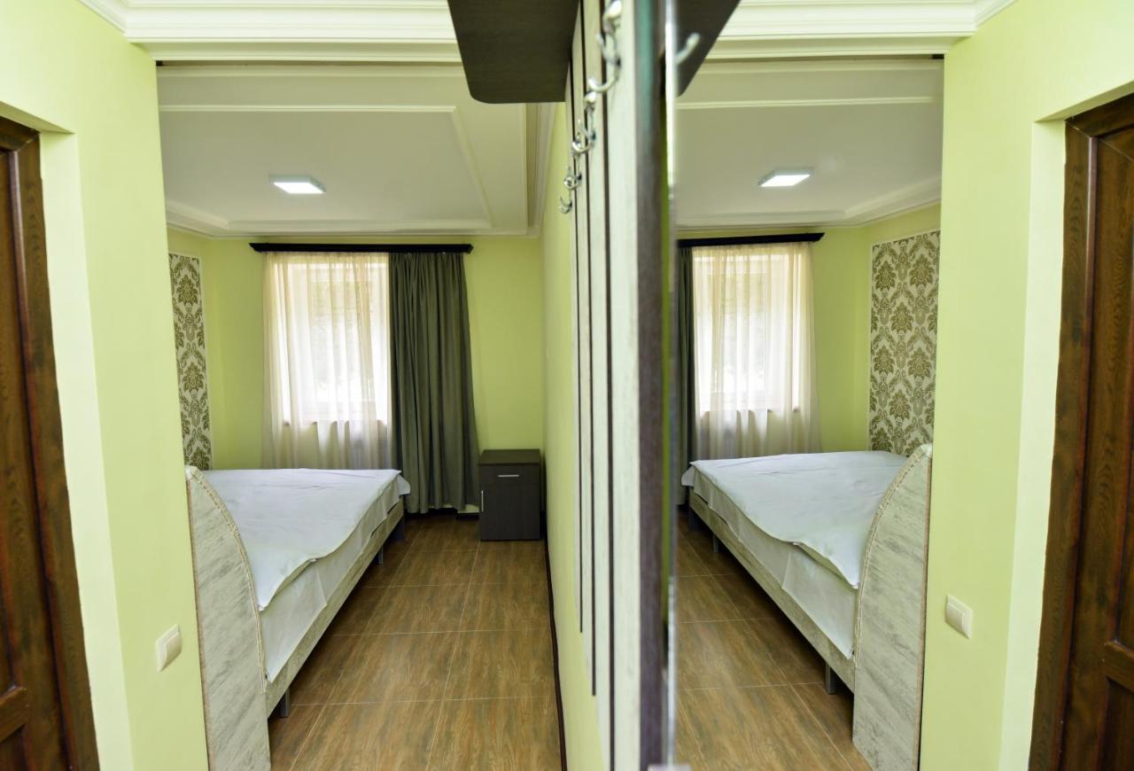 Old City Hotel Alaverdi Esterno foto
