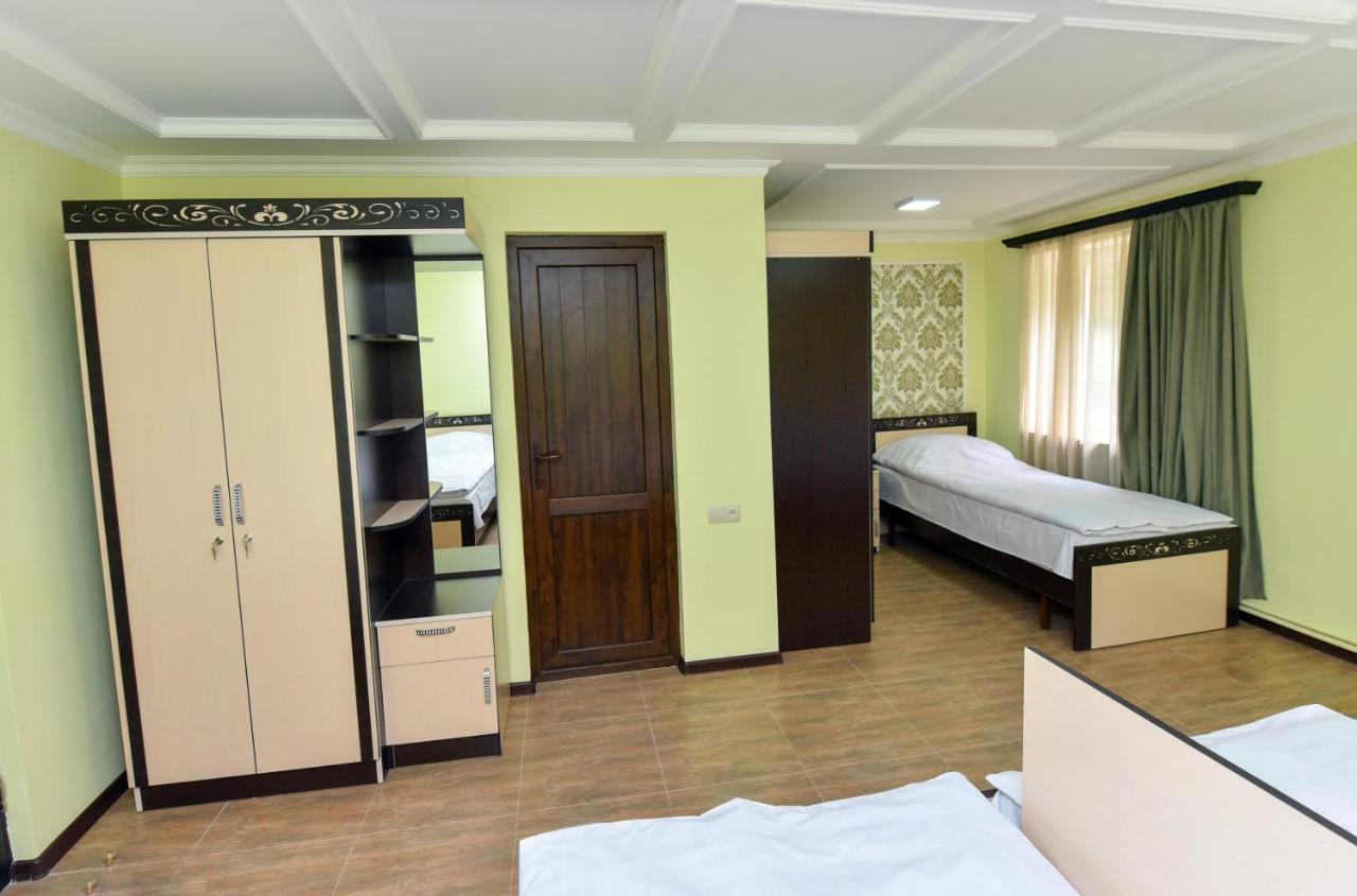 Old City Hotel Alaverdi Esterno foto